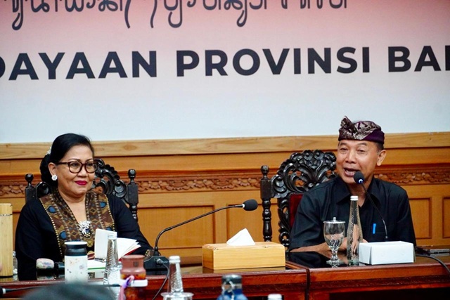 Putri Koster Siapkan Parade Busana Adat Nusantara di PKB 2025, Lestarikan Warisan Hampir Punah