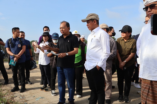Menteri LHK: Saya Siap Pasang Badan Dukung Gubernur Koster Tuntaskan Sampah