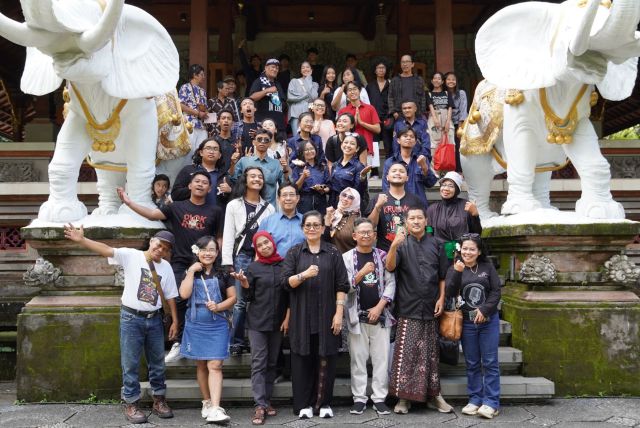 Ny. Putri Koster Undang Teater Royal House Cultural Yogyakarta Meriahkan FSBJ 2026