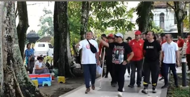 Bupati Sanjaya Tegas: Pedagang Lapangan Alit Saputra Akan Diatur