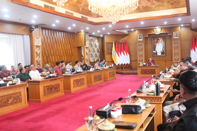 Koster Geram! Bentuk Tim Khusus Usut Usaha Asing Kepung UMKM Lokal di Bali