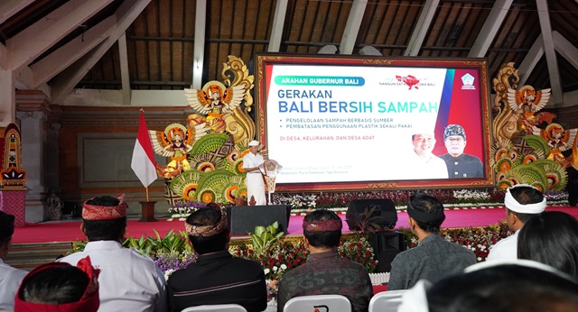 Gubernur Koster Tegaskan Desa Kunci Sukses Gerakan Bali Bersih Sampah
