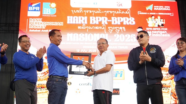 Gubernur Koster Dukung BPR sebagai Pilar Ekonomi Bali, Dorong Transformasi Ekonomi Hijau