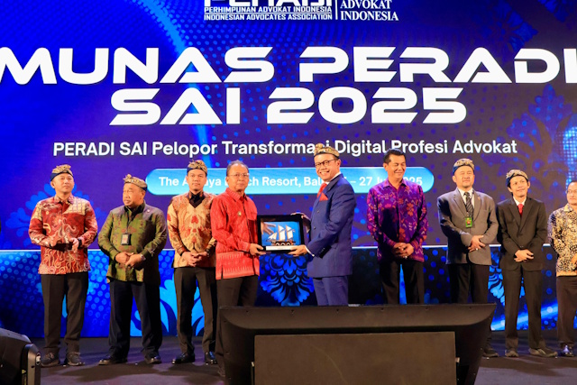 Perluas Akses Keadilan hingga Desa, Gubernur Koster Suarakan Satu Desa Satu Advokat di Munas Peradi SAI 2025