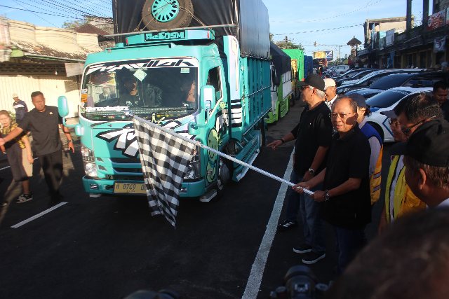 Pengoperasian Kembali Jalan Bajera Tabanan, Perbaikan Jalan Amblas Selesai 12 Hari