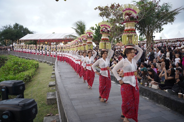 Tanah Lot Art and Food Festival VI Kembali! Ada Parade Gebogan, Jajanan Langka, dan Artis Lokal