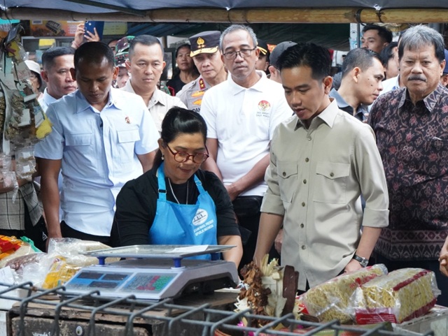 Wapres Gibran Tinjau Harga Pasar Dauh Pala Tabanan