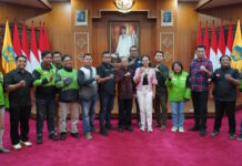 Gubernur Koster dan Forkopimda Temui Perwakilan Pendemo, Ojol di Bali Janji Tak Demo lagi Gubernur Koster dan Forkopimda Temui Perwakilan Pendemo, Ojol di Bali Janji Tak Demo lagi
