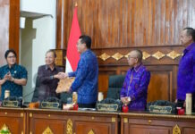 Mayoritas Fraksi di DPRD Bali Dukung Raperda Bale Kertha Adhyaksa, Akan Perkuat Desa Adat Jaga Harmonisasi Sosial dan Kearifan Lokal Mayoritas Fraksi di DPRD Bali Dukung Raperda Bale Kertha Adhyaksa, Akan Perkuat Desa Adat Jaga Harmonisasi Sosial dan Kearifan Lokal