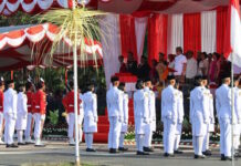 Pimpin Apel Peringatan HUT ke-80 Kemerdekaan RI, Wagub Giri Prasta Ajak Generasi Bangsa Lanjutkan Perjuangan Pimpin Apel Peringatan HUT ke-80 Kemerdekaan RI, Wagub Giri Prasta Ajak Generasi Bangsa Lanjutkan Perjuangan