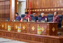 Dua Raperda Disiapkan Atur Keterbukaan Informasi hingga Transportasi Pariwisata Berbasis Aplikasi Dua Raperda Disiapkan Atur Keterbukaan Informasi hingga Transportasi Pariwisata Berbasis Aplikasi