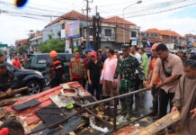 Koster Selalu Bersama Warga, Keluarga Korban Terima Kasih Pak Gub Koster Selalu Bersama Warga, Keluarga Korban Terima Kasih Pak Gub