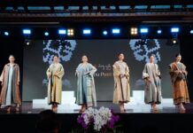Bali Dekranasda Fashion Week Hari Ketiga: Tujuh Desainer Lokal Pamerkan 100 Koleksi Wastra Bali Bali Dekranasda Fashion Week
