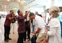 Gubernur Koster: Isu Sampah dan Macet Tak Goyahkan Bali sebagai Destinasi Terbaik Dunia 2026 Gubernur Koster: Isu Sampah dan Macet Tak Goyahkan Bali sebagai Destinasi Terbaik Dunia 2026