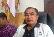 Edi Wirawan Tegaskan Bukan Lompat Pagar, Program Rakyat Jadi Alasan Tinggalkan PDIP Edi Wirawan Tegaskan Bukan Lompat Pagar, Program Rakyat Jadi Alasan Tinggalkan PDIP