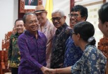 Koster Dukung Forum Investasi Pariwisata Berbasis Budaya Bali Gubernur Bali Wayan Koster menerima audiensi NCPI Bali membahas investasi pariwisata berkelanjutan di Denpasar
