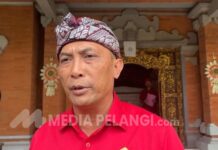 Arnawa Desak Pemkab Tabanan Naikkan Status PPPK Paruh Waktu Ketua DPRD Tabanan I Nyoman Arnawa menyampaikan desakan kepada Pemkab Tabanan agar status PPPK paruh waktu ditingkatkan menjadi PPPK penuh waktu, Sabtu (7/2/2026).