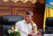 Gubernur Koster Serius Perangi Narkoba, Desa Adat Jadi Benteng Bali Gubernur Bali Wayan Koster memimpin Rakor P4GN 2026 membahas pencegahan dan pemberantasan narkoba berbasis desa adat di Bali