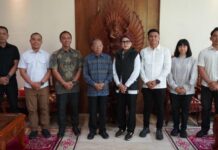 Koster Gandeng Densus 88 Perkuat Keamanan Bali, Siapkan Pergub Pencegahan Terorisme Gubernur Bali Wayan Koster menerima kunjungan Densus 88 di Jayasabha Denpasar