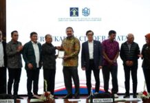 Koster Dorong RUU HPI, Jawab Konflik Hukum WNA dan Perkawinan Campuran di Bali Gubernur Bali Wayan Koster menerima kunjungan Pansus DPR RI membahas RUU Hukum Perdata Internasional di Denpasar