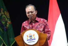 Koster Minta KADIN Perkuat Dukungan Pembangunan Infrastruktur Bali Gubernur Bali Wayan Koster saat menghadiri pengukuhan dan pelantikan pengurus KADIN Bali masa bakti 2025-2030 di Gedung Ksirarnawa Art Centre Denpasar.