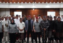 Koster Dorong RUU Masyarakat Adat Segera Disahkan Setelah 20 Tahun Gubernur Bali Wayan Koster menerima kunjungan kerja Badan Legislasi DPR RI terkait pembahasan RUU Masyarakat Hukum Adat di Kantor Gubernur Bali
