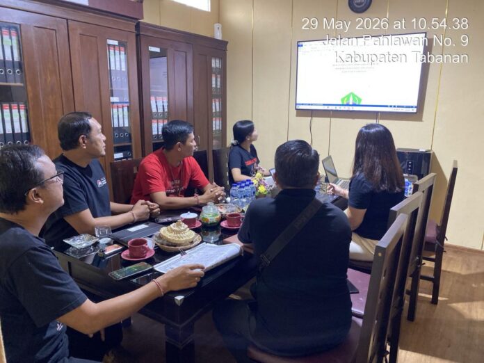 Ketua Panitia Seleksi bersama jajaran mengumumkan pembukaan seleksi Dirut dan Dewan Pengawas Perumda Sanjayaning Singasana Kabupaten Tabanan