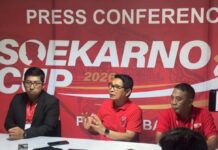 Soekarno Cup III Bali Jadi Ajang Lahirkan Pesepak Bola Muda Potensial Ketua Panitia Soekarno Cup III, I Wayan Adi Arnawa memberi keterangan pers kepada awak media