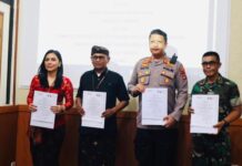 Pertama di Bali, Bawaslu Tabanan Bangun PKS Lintas Lembaga untuk Lindungi Hak Pilih Purnawirawan Penandatanganan PKS Bawaslu Tabanan dengan Polres Tabanan, Kodim 1619 Tabanan dan Disdukcapil terkait perlindungan hak pilih purnawirawan