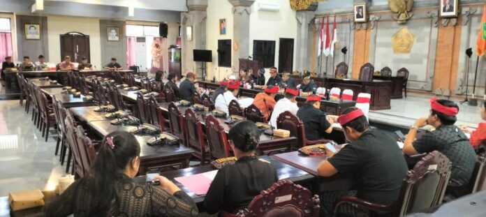 Rapat Bapemperda DPRD Tabanan