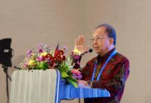 Koster Bacakan Pesan Megawati di Forum Dunia, Bali Didorong Jadi Inspirasi Harmoni Peradaban Global Gubernur Bali Wayan Koster membacakan sambutan Megawati Soekarnoputri pada pembukaan The 3rd World Civilizations Harmony Forum di Hotel Renaissance Bali Uluwatu, Badung.