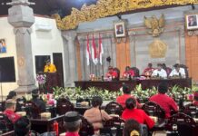 Fraksi Golkar DPRD Tabanan Dukung 4 Ranperda, Fokus Mitigasi Bencana dan Lingkungan Juru Bicara Fraksi Partai Golkar DPRD Tabanan I Ketut Budi Adnyana menyampaikan pemandangan umum fraksi terkait empat Ranperda strategis dalam rapat paripurna DPRD