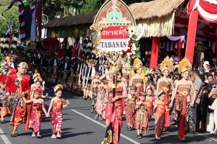 Kabupaten Tabanan menampilkan kesenian Okokan, Barong Tri Murti, dan Kunti Seraya pada Peed Aya Pesta Kesenian Bali 2026
