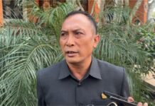 Ketua DPRD Tabanan: Stop Bakar Sampah, Mulai Pilah dari Rumah Ketua DPRD Tabanan I Nyoman Arnawa memberikan keterangan terkait pentingnya pemilahan sampah dari rumah tangga sebagai solusi pengelolaan sampah berkelanjutan di Kabupaten Tabanan