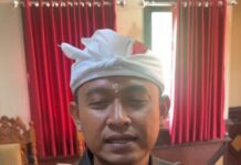 Eka Nurcahyadi Usulkan Pengusaha Muda Pimpin Perumda Sanjayaning Singasana Ketua Fraksi PDIP DPRD Tabanan I Putu Eka Putra Nurcahayadi menyampaikan usulan agar Direktur Utama Perumda Sanjayaning Singasana dipimpin oleh figur pengusaha muda yang berpengalaman dan inovatif.