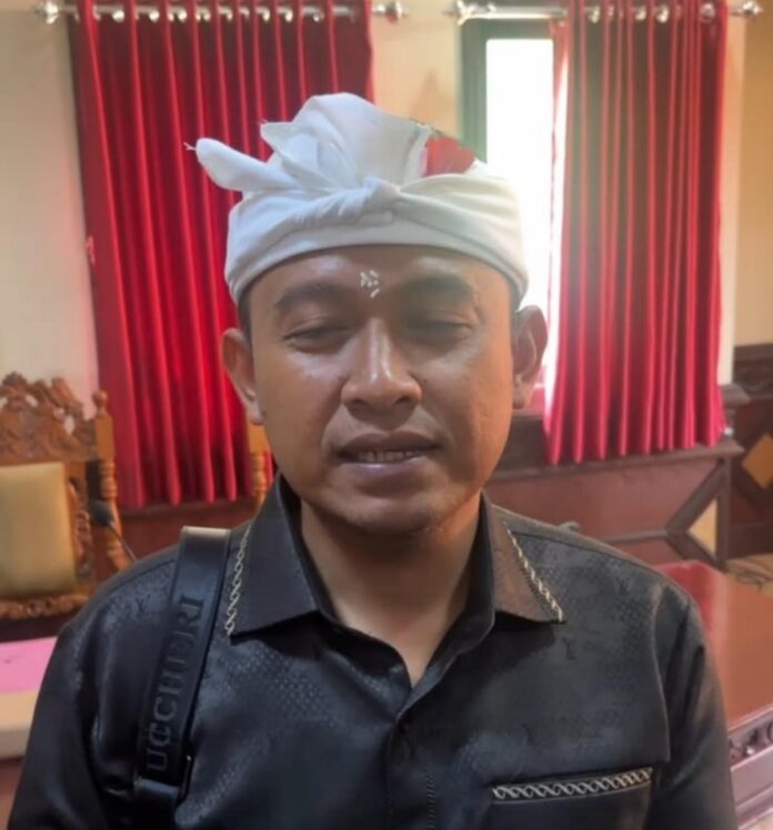 Ketua Fraksi PDIP DPRD Tabanan I Putu Eka Putra Nurcahayadi menyampaikan usulan agar Direktur Utama Perumda Sanjayaning Singasana dipimpin oleh figur pengusaha muda yang berpengalaman dan inovatif.