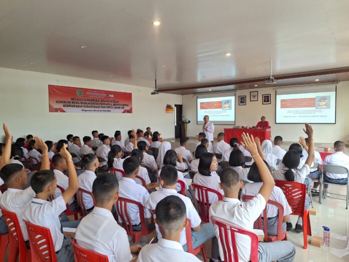Puluhan calon Paskibraka Kabupaten Tabanan 2026 mengikuti pendidikan dan pelatihan untuk persiapan pengibaran Bendera Merah Putih pada HUT RI ke-81.