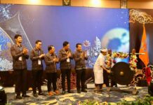 Gubernur Koster Ajak REI Bali Rancang Hunian Hemat Lahan demi Masa Depan Gubernur Bali Wayan Koster membuka Rakerda REI Bali 2026 di Denpasar dan mengajak pengembang merancang konsep hunian hemat lahan untuk menjaga lahan produktif di Bali.