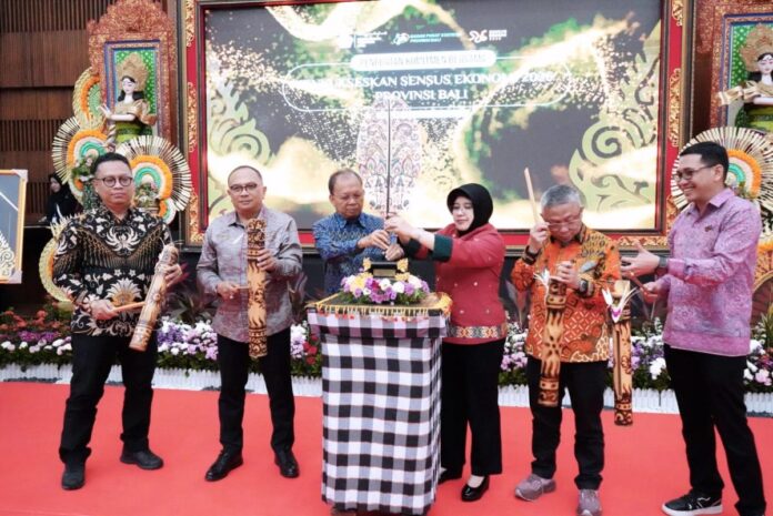 Gubernur Bali Wayan Koster menghadiri Penguatan Komitmen Bersama Sensus Ekonomi 2026 Provinsi Bali di Gedung Wiswa Sabha Utama Denpasar