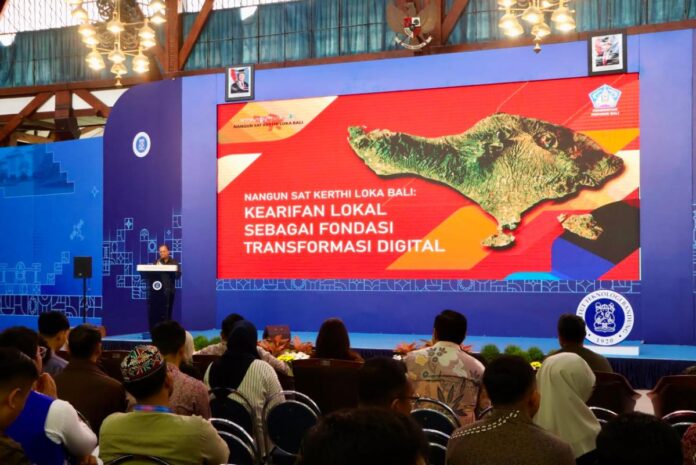 Gubernur Bali Wayan Koster menjadi keynote speaker pada International Conference on Digital Humanities 2026 dan menegaskan transformasi digital harus memperkuat budaya Bali