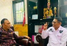 Bawaslu Tabanan Gandeng DPRD Perkuat Demokrasi dan Pendidikan Pemilih Ketua Bawaslu Tabanan I Ketut Narta bersama Ketua DPRD Tabanan I Nyoman Arnawa saat audiensi membahas penguatan demokrasi dan pengawasan pemilu di Kantor DPRD Tabanan.
