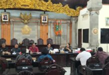 DPRD Tabanan Matangkan Ranperda Penanggulangan Bencana Daerah, Perkuat Mitigasi hingga Perlindungan Masyarakat Rapat kerja Pansus II DPRD Kabupaten Tabanan bersama BPBD dan perangkat daerah membahas Ranperda Penanggulangan Bencana Daerah.