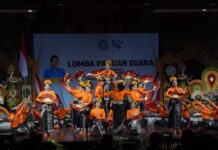 Lomba Paduan Suara HKG PKK Bali, Generasi Muda Lestarikan Budaya Peserta Lomba Paduan Suara HKG PKK ke-54 Tingkat Provinsi Bali tampil membawakan lagu daerah di Gedung Ksirarnawa