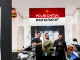 Respons Cepat Polsek Kediri Ungkap Curanmor di Tabanan Kurang dari 1×24 Jam, Pelaku Asal Banyuwangi Ditangkap Petugas Unit Reskrim Polsek Kediri mengamankan pelaku curanmor beserta sepeda motor hasil curian di Mapolsek Kediri, Kabupaten Tabanan.