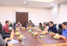 Bali dan Sulawesi Utara Perkuat Kerja Sama Pariwisata, Giri Prasta Dorong Pengembangan Desa Wisata Wakil Gubernur Bali I Nyoman Giri Prasta menerima kunjungan Wakil Gubernur Sulawesi Utara membahas kerja sama pengembangan pariwisata berkelanjutan di Kantor Gubernur Bali.