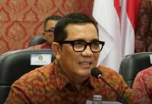 BOSP Kinerja Rp965 Juta Mengalir ke 40 Sekolah Berprestasi di Tabanan Pemkab Tabanan menyalurkan BOSP Kinerja Rp965 juta kepada 40 satuan pendidikan berprestasi untuk memperkuat mutu, literasi, numerasi dan digitalisasi.