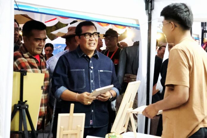 https://chatgpt.com/c/6a86dfd1-5e38-83ec-9eea-04322b2137ec#:~:text=Bupati%20Tabanan%20I%20Komang%20Gede%20Sanjaya%20menghadiri%20Peken%20Jasindo%202026%20di%20GWS%20Tabanan