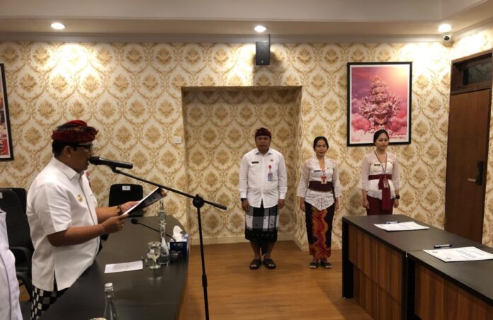 Bupati Tabanan I Komang Gede Sanjaya melantik 55 ASN di lingkungan Pemkab Tabanan