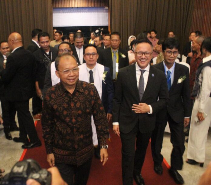 Gubernur Bali Wayan Koster menghadiri pelantikan pengurus DPC PERADI SAI Denpasar 2026-2030