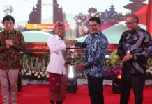 Gubernur Koster Dorong AI for Education untuk Perkuat SDM Bali Gubernur Bali Wayan Koster menghadiri kolaborasi AI for Education bersama Telkomsel dan Gasing Academy di Denpasar